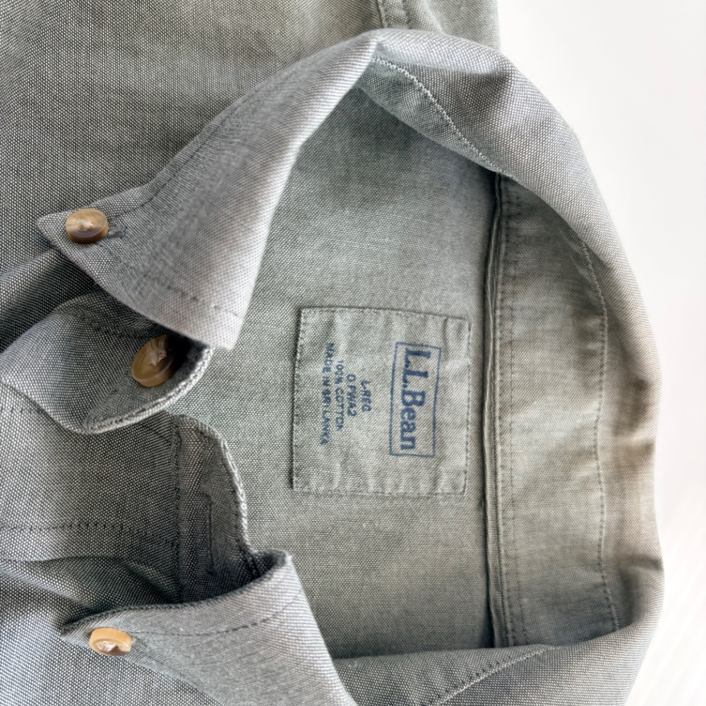 L.LBean men’s button down - Picture 2 of 3